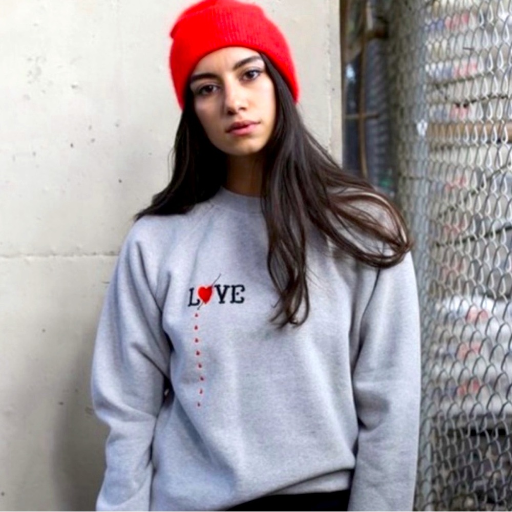 GANNI 💔🪡ULTRA RARE XS / S EUC sweatshirt ‘LOVE’ w/ bloodwork dripping SO CHIC!
